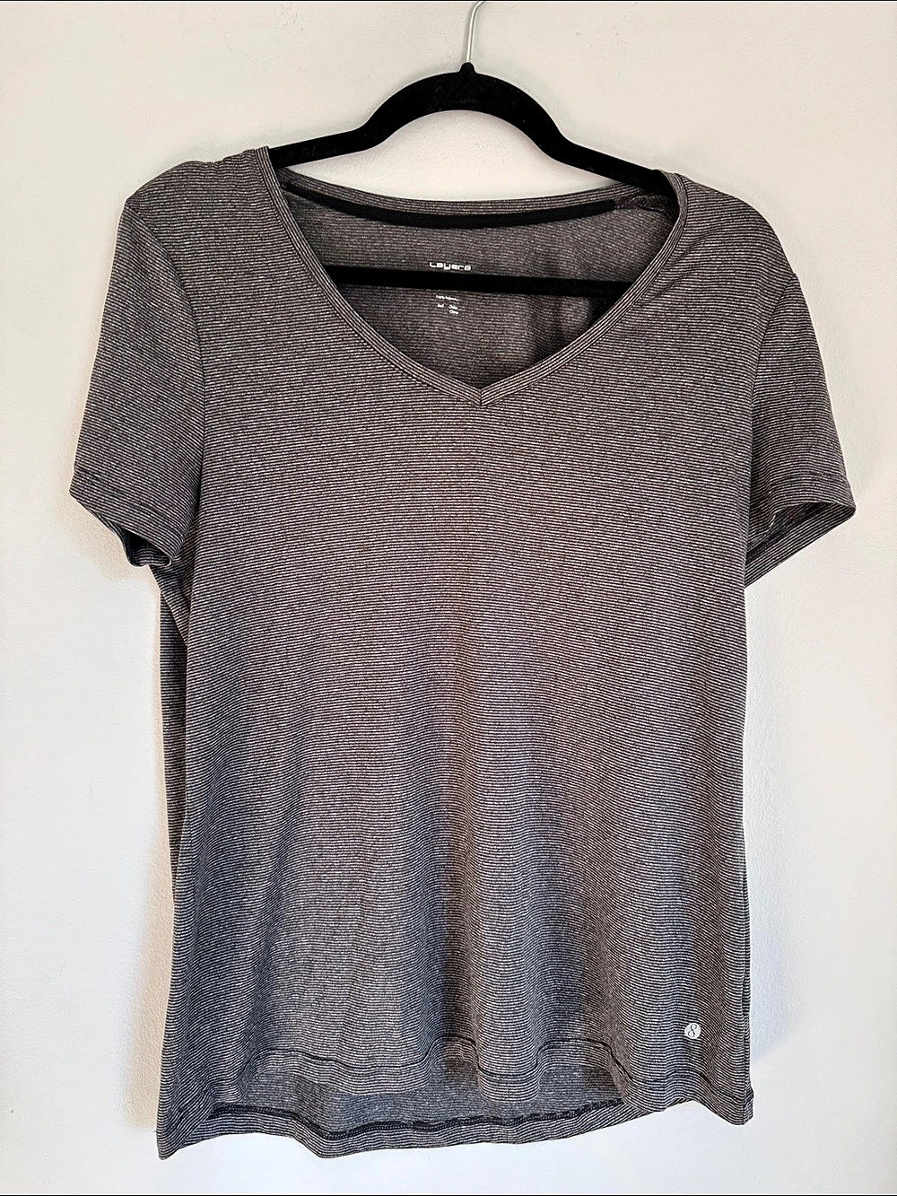 Short Sleeve V-Neck Polyester Tee in Gray Size Large